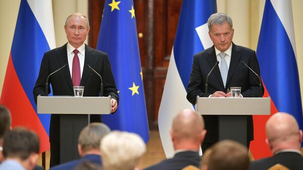 Президент РФ Владимир Путин и президент Финляндии Саули Ниинистё