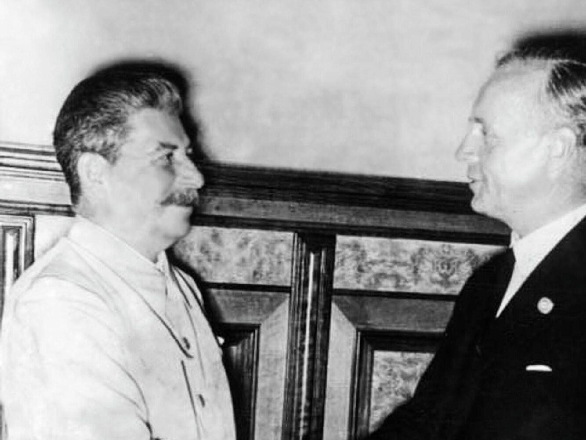 Решение СССР заключить пакт о ненападении с Германией основывалось на разведке