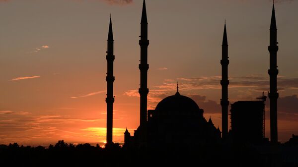 LIVE: В Чечне открывается самая большая в Европе мечеть
