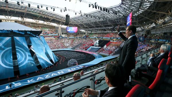 Председатель правительства РФ Дмитрий Медведев на церемонии открытия 45-го Мирового чемпионата по профессиональному мастерству по стандартам WorldSkills в Казани