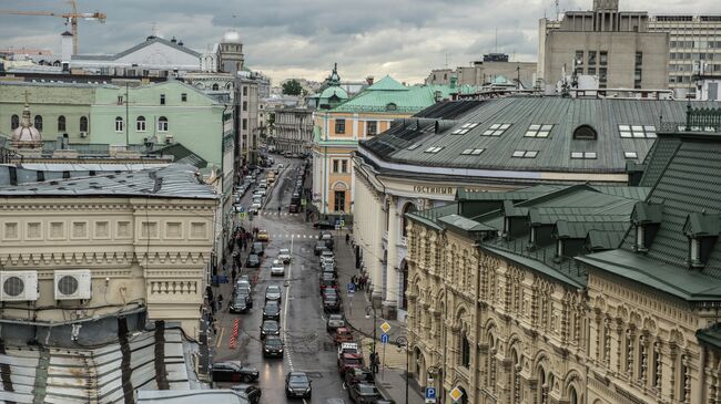 Вид на улицу Ильинка в Москве