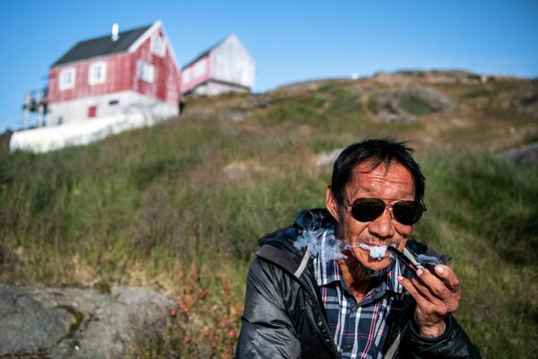 Мужчина в поселке Кулусук, Гренландия