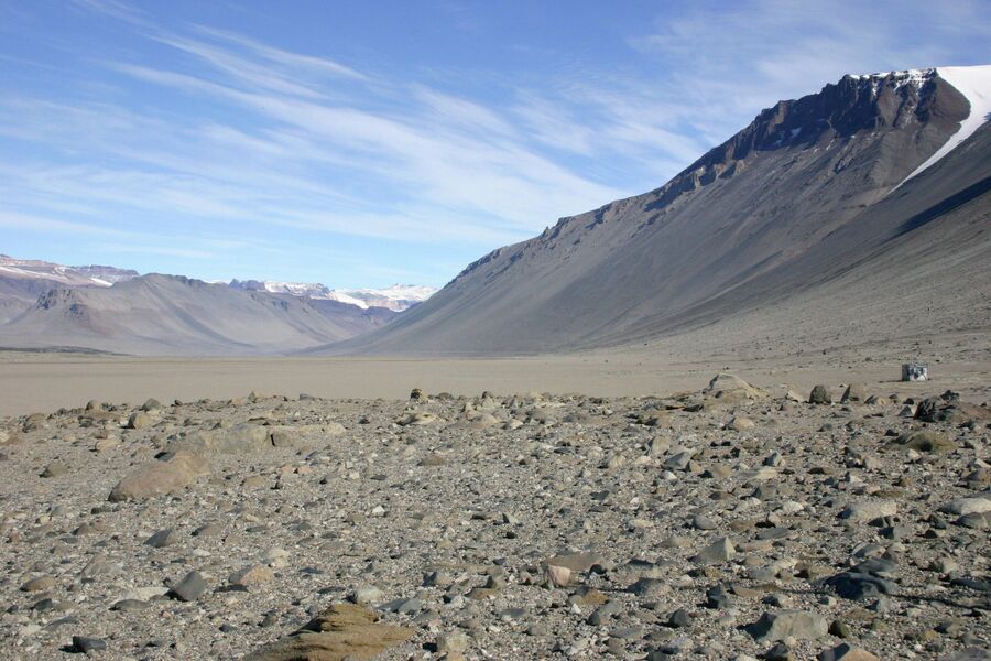 Сухие долины Мак-Мердо в Антарктиде (долина Райта)