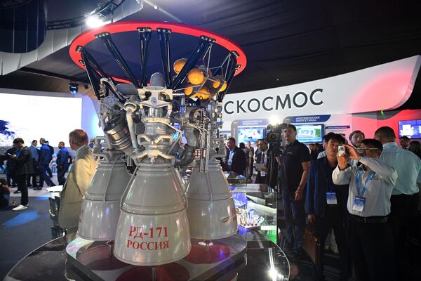 Российский жидкостный ракетный двигатель закрытого цикла РД-171, представленный на Международном авиационно-космическом салоне МАКС-2019 в подмосковном Жуковском