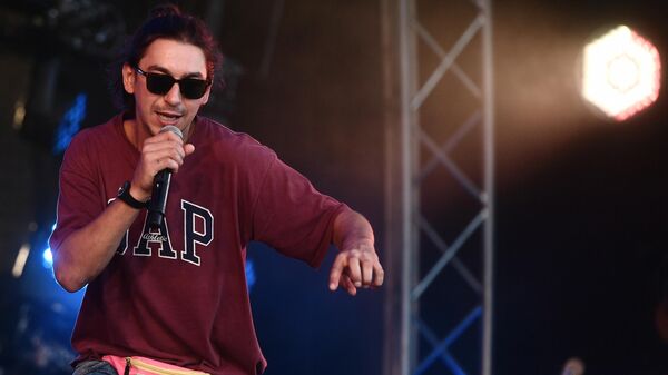 Музыкант Евгений Дидур выступает на фестивале Rap Koktebel в Крыму