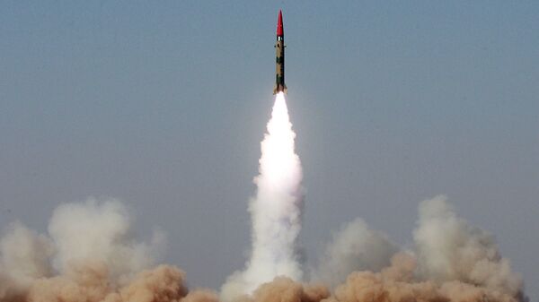 Испытания баллистической ракеты Газнави, Пакистан