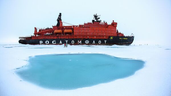 Атомный ледокол 50 лет Победы на Северном полюсе