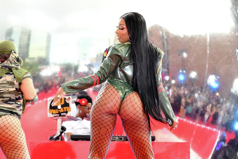 Рэпер Меган Пит (Megan Thee Stallion) на красной дорожке 2019 MTV Video Music Awards 