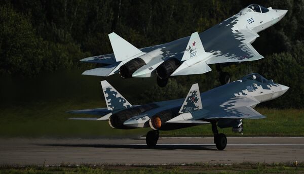 Российские многофункциональные истребители пятого поколения Су-57 на Международном авиационно-космическом салоне МАКС-2019 Российские многофункциональные истребители пятого поколения Су-57 на Международном авиационно-космическом салоне МАКС-2019