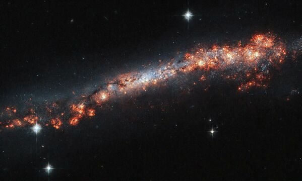 Галактика NGC 3432 в созвездии Малый Лев.