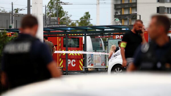 Ситуация на месте нападения с ножом в окрестностях французского Лиона. 31 августа 2019