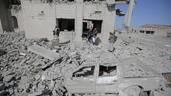 Разрушения в провинции Дхамар на юго-западе Йемена в результате авиаударов