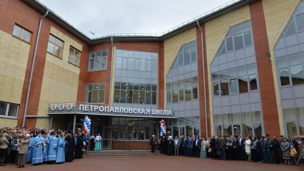 Петропавловская средняя школа в Муромцевском районе Омской области