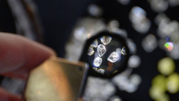 Бельгия после перерыва в три месяца возобновила ввоз алмазов из России