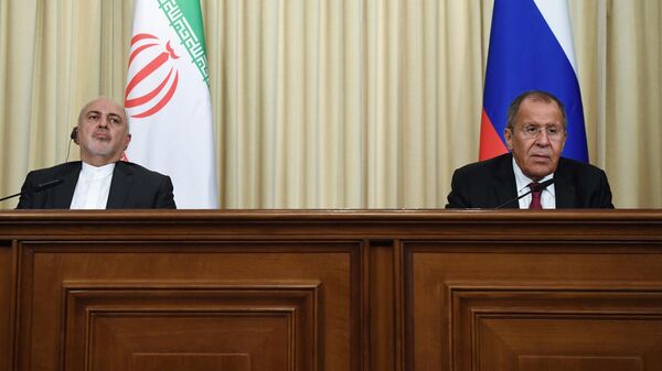 Министр иностранных дел РФ Сергей Лавров и министр иностранных дел Исламской Республики Иран Мухаммад Джавад Зариф на пресс-конференции 