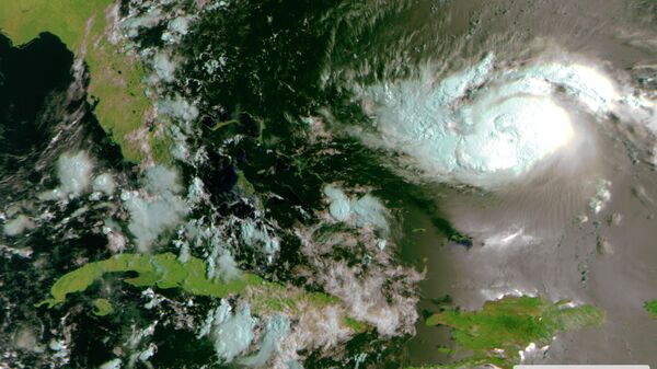  Ураган Дориан со спутников Метеор