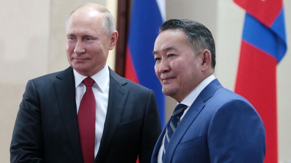 LIVE: Владимир Путин и президент Монголии Халтмаагийн Баттулга. Совместная пресс-конференция