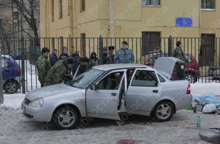 Взрыв автомобиля Лада-Приора в Санкт-Петербурге