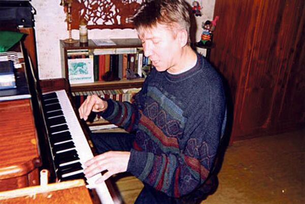 Бывший клавишник группы Машина времени Александр Зайцев