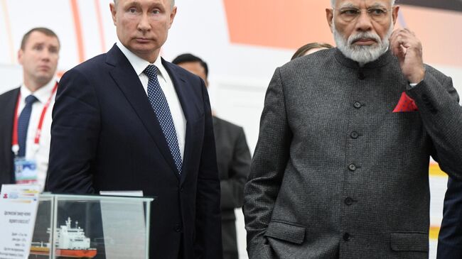Президент РФ Владимир Путин и премьер-министр Индии Нарендра Моди 