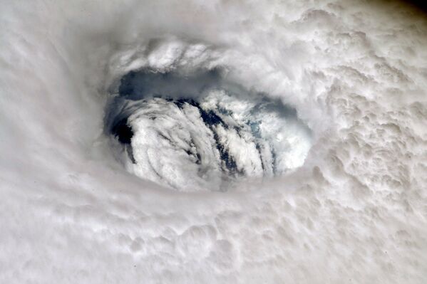 Ураган Дориан с борта Международной космической станции