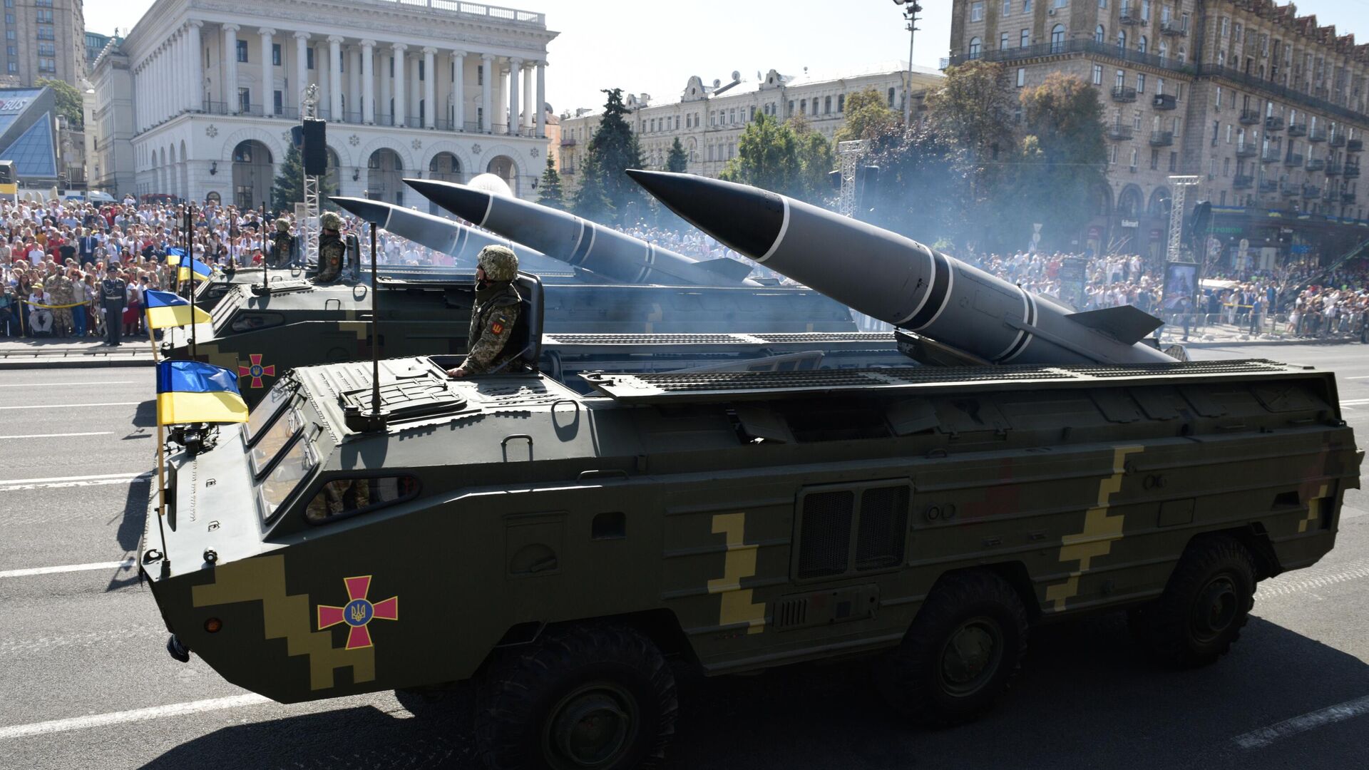 Точки-У в Киеве на военном параде ко Дню независимости Украины - РИА Новости, 1920, 17.03.2022