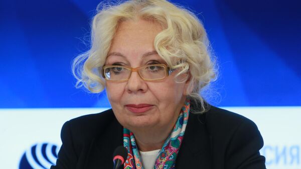 Татьяна Валовая во время пресс-конференции