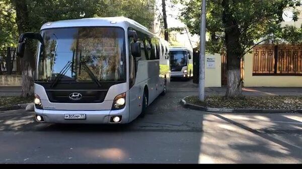 Автобусы, в которых могут быть украинские военные, покинули Лефортово