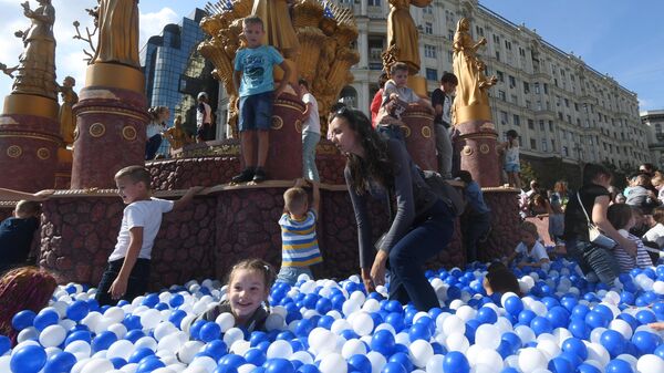 1 сентября день города в москве салют