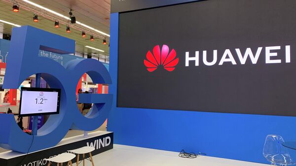 Стенд компании Huawei с презентацией сетей 5G в Греции