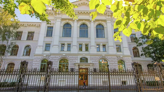 Здание Санкт-Петербургского политехнического университета Петра Великого