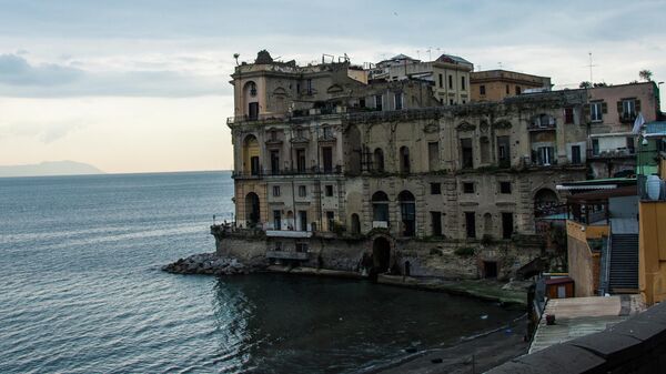 Дома на набережной Неаполя