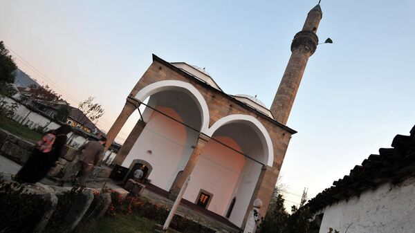 Центральная мечеть в городе Нови-Пазар, Сербия