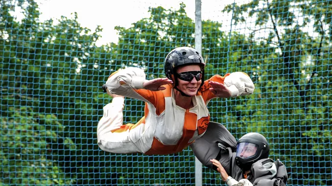 Открытие Вертикальной аэродинамической трубы Открытие Вертикальной аэродинамической трубы