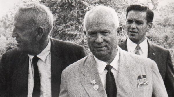 Никита Хрущев и Росуэлл Гарст на ферме последнего в сентябре 1959 года
