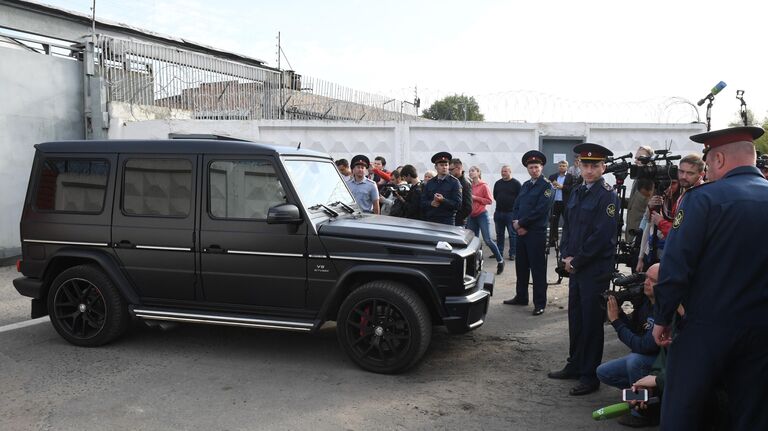 Футболистов П. Мамаева и А. Кокорина освободили из колонии по УДО