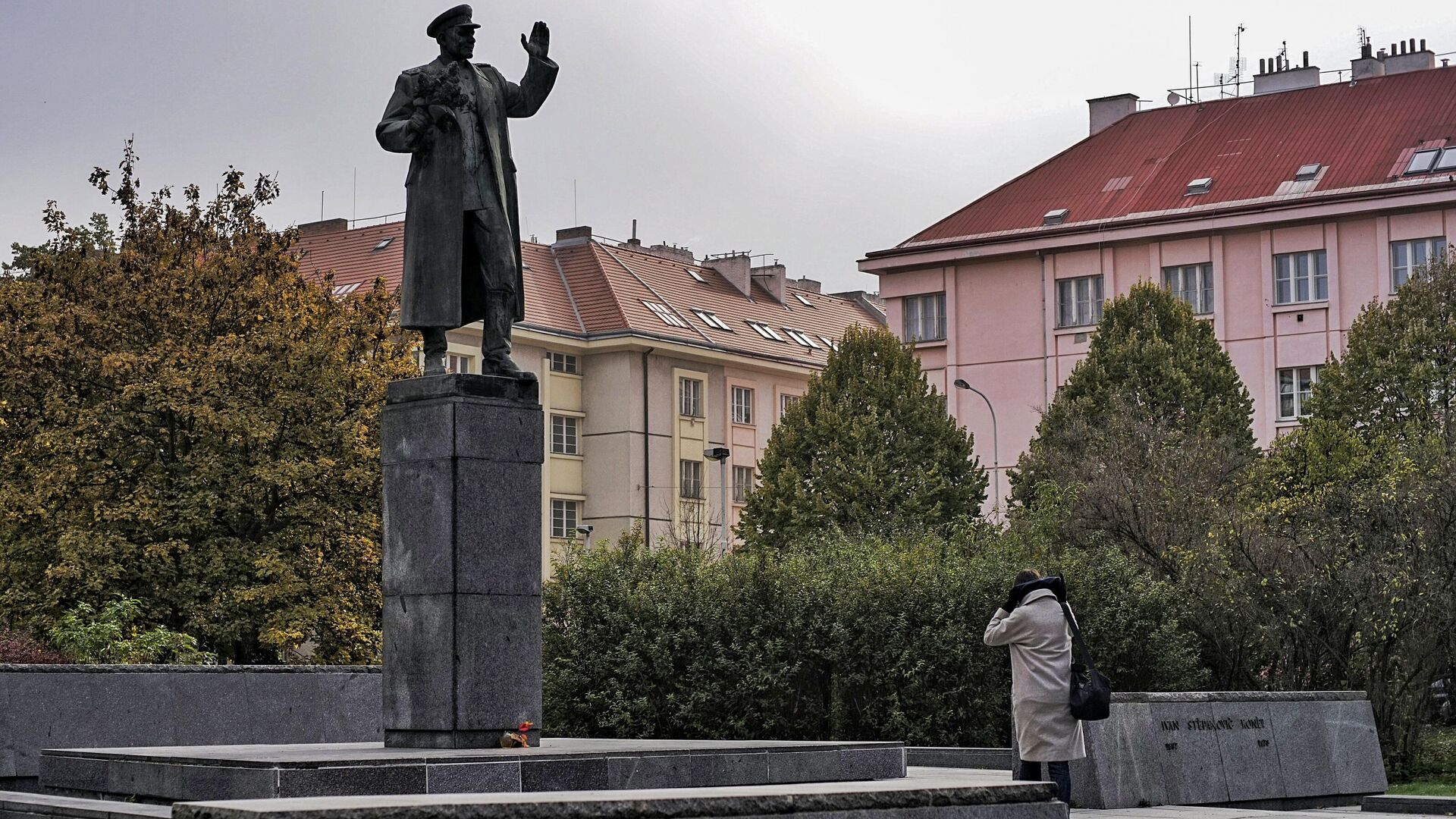 Памятник маршалу Коневу в Праге - РИА Новости, 1920, 11.10.2021