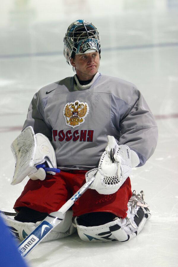 Игрок сборной России по хоккею Евгений Набоков
