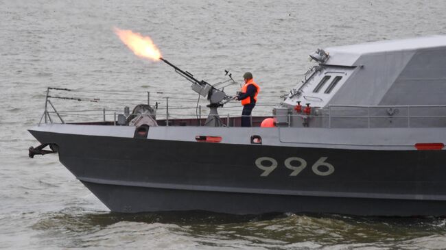 Противодиверсионный катер Грачонок на специальных учениях Тихоокеанского флота