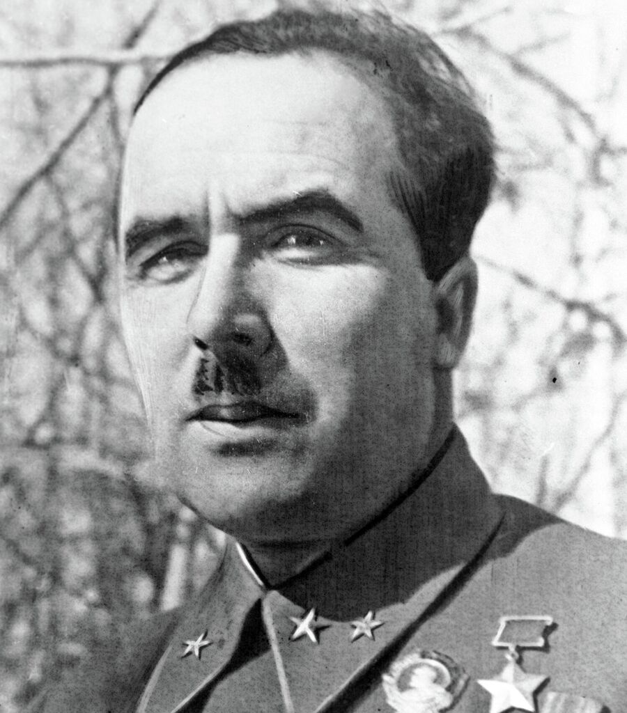 Герой Советского Союза, генерал-майор Иван Иванович Федюнинский