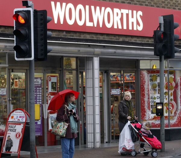 Супермаркет Woolworths в Англии