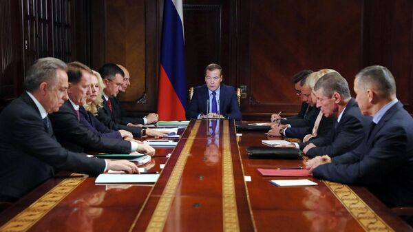 Председатель правительства РФ Дмитрий Медведев проводит совещание с вице-премьерами РФ.  23 сентября 2019