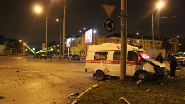 ДТП в результате столкновения скорой помощи с легковым автомобилем в Йошкар-Оле