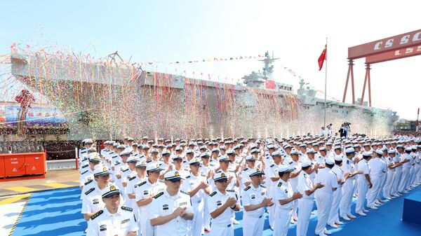 Первый универсальный десантный корабль военно-морских сил Народно-освободительной армии Китая 