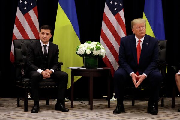 Президент Украины Владимир Зеленский и президент США Дональд Трамп во время встречи в Нью-Йорке, США. 25 сентября 2019