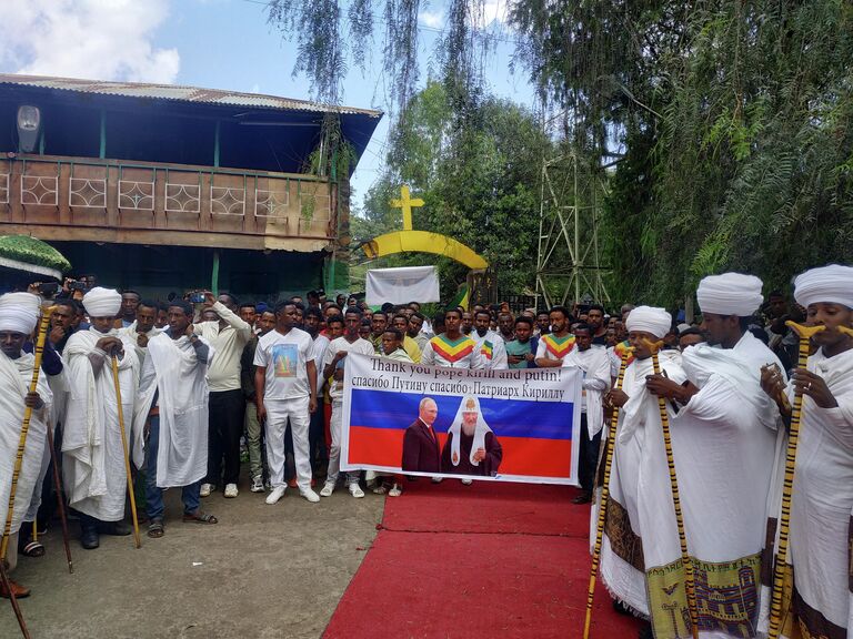 Встреча российских журналистов и представителей РПЦ в Гондэре, Эфиопия. 30 сентября 2019 Встреча российских журналистов и представителей РПЦ в Гондэре, Эфиопия. 30 сентября 2019