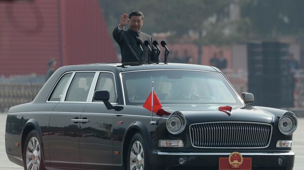 Си Цзиньпин на параде в Пекине в честь 70-летия образования КНР