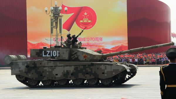 Танк Type 99 (ZTZ-99) на военном параде, приуроченном к 70-летию образования Китая, в Пекине