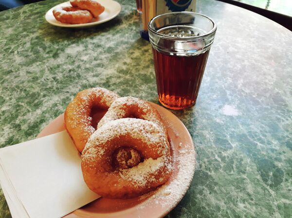 Пышки в кафе Санкт-Петербурга Пышки в кафе Санкт-Петербурга