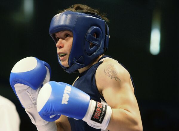 Гладкова Олеся, одержавшая победу в финале чемпионата России по боксу среди женщин в весовой категории до 51кг.